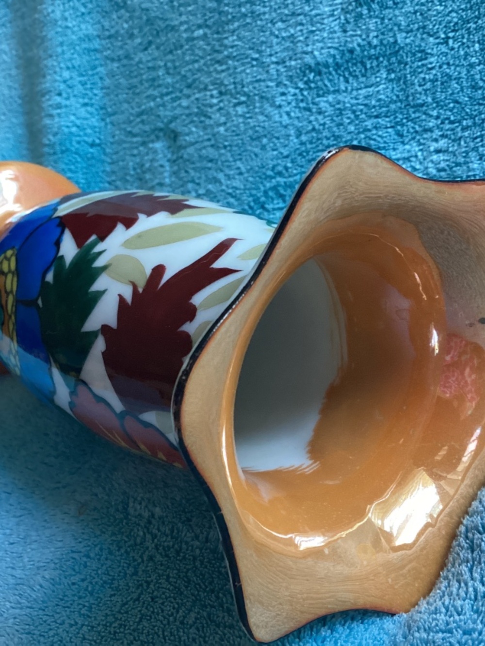 VINTAGE COLORFUL LUSTERWARE FLORAL BUD VASE - Picture 4 of 11